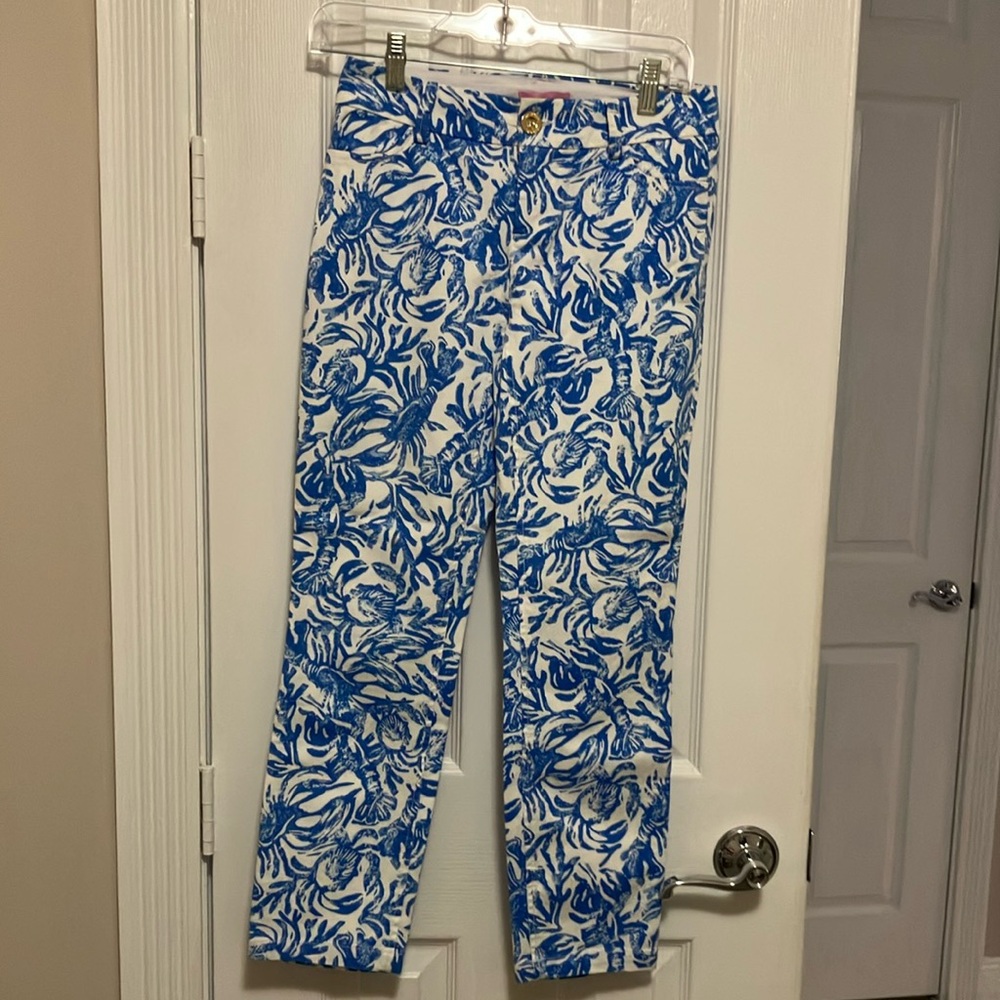 Lilly Pulitzer Blue and White Patterned Pants